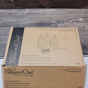 Pampered Chef Easy Accent Decorator Bottle Set #1585 Cookie Cake  With Box